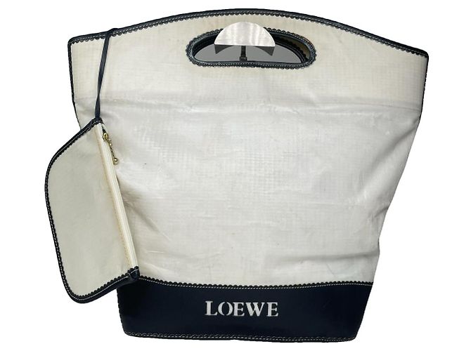 Bolsa de mão em couro branco Loewe Anagram Basket
