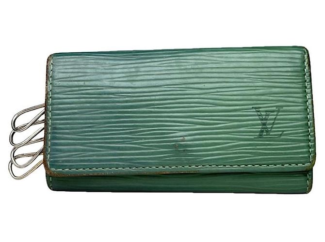 Bolsa de couro verde Lockme da Louis Vuitton