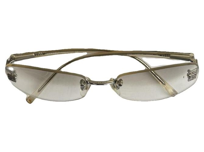 Timeless Chanel Silver Metal Sunglasses Silvery