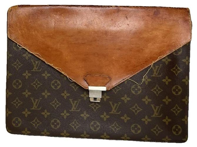 Braune Leder-Clutch Louis Vuitton Serviette Ambassadeur