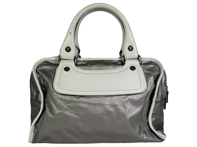 Céline Bolsa de couro prateada Celine Prata