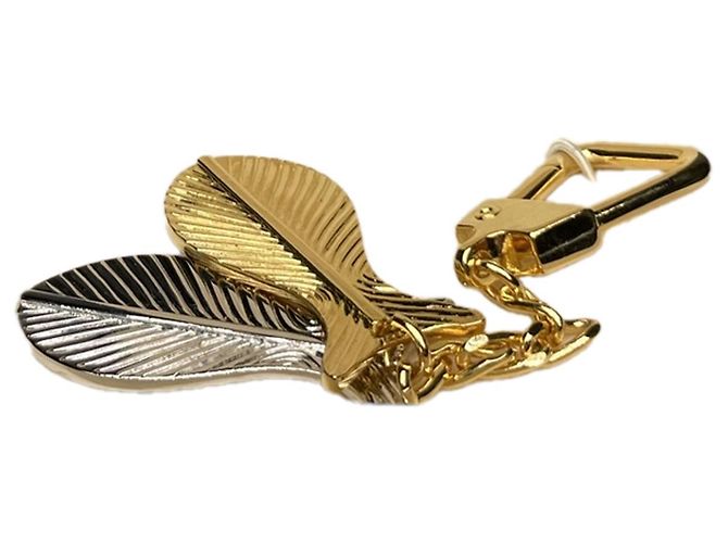 Pingente de aço dourado Givenchy