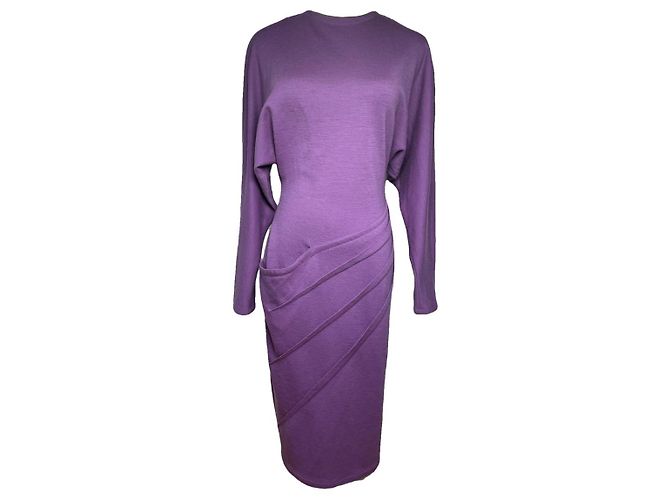 Lila Wollkleid von Gianni Versace