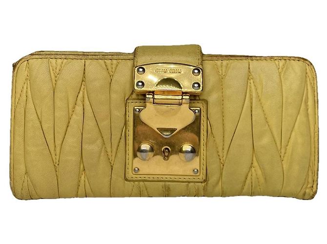 Cartera de cuero amarilla Miu Miu Amarillo