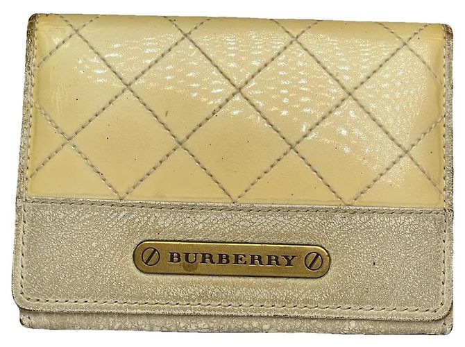 Burberry Ecru Lackledertasche Roh