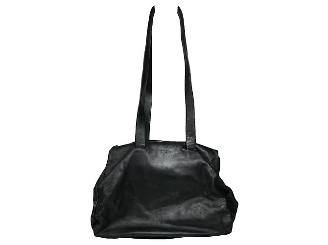 Prada Cleo Handtasche aus schwarzem Lackleder