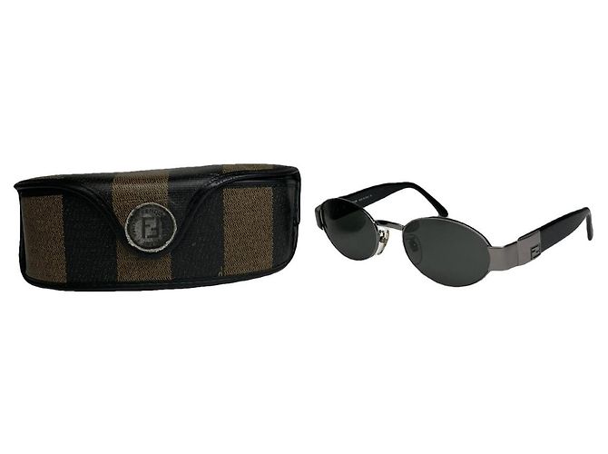 Fendi Black Plastic Sunglasses