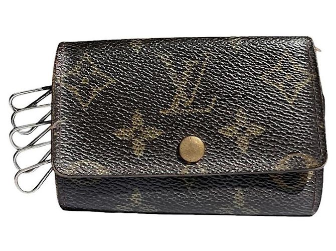 Pochette en cuir marron Lockme de Louis Vuitton