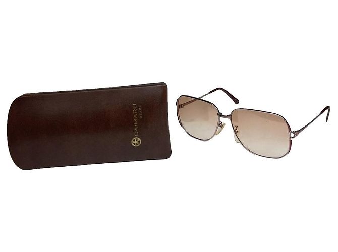 Gafas de sol de metal rosa Balenciaga