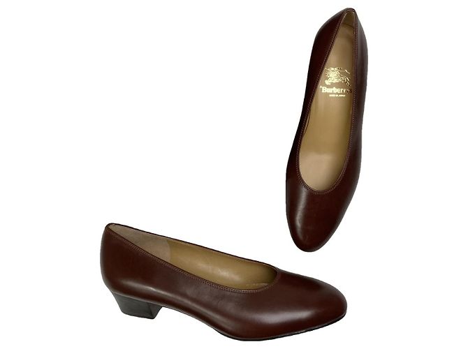 Burberry Brown Leather Flat