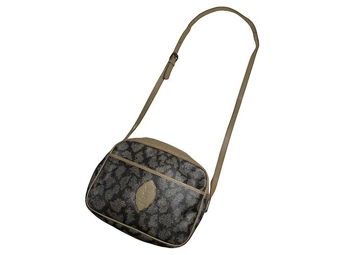 Bolsa de couro preto Yves Saint Laurent 