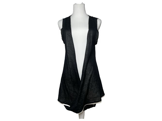 Top de lana negra Issey Miyake Negro
