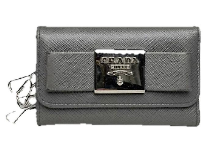 Prada blaue Lederhandtasche