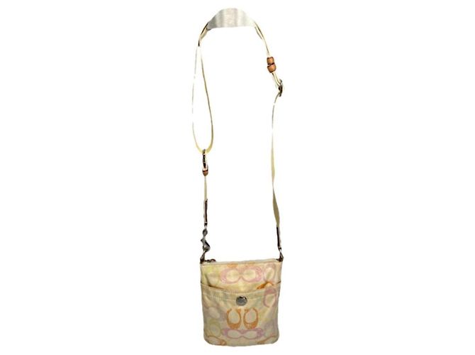Coach Signature Sufflette gelbe Polyester-Handtasche