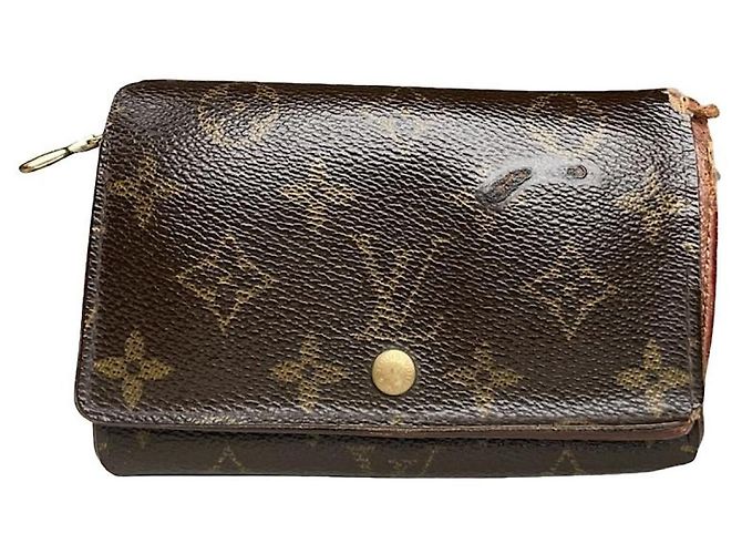 Louis Vuitton Marie Brown Leather Wallet