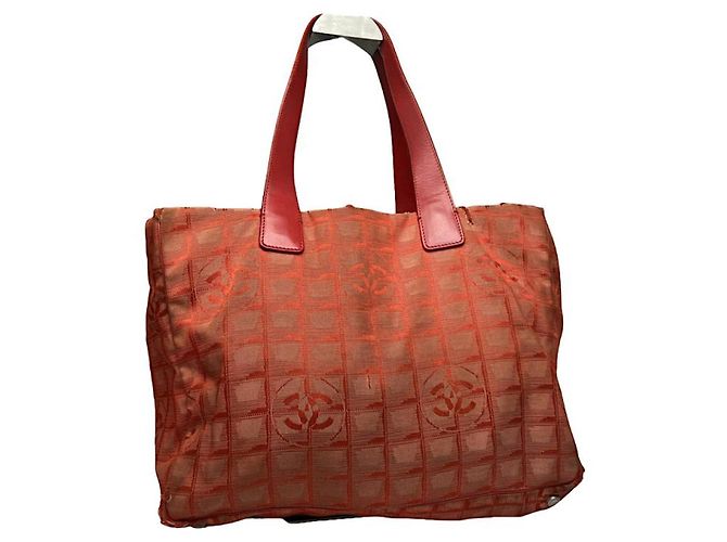 Chanel Cambon roter Polyester-Handtasche