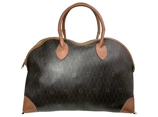 Dior schwarze Lederhandtasche