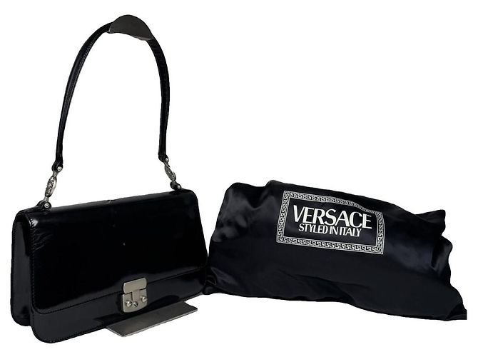 Versace schwarze lackleder Handtasche 