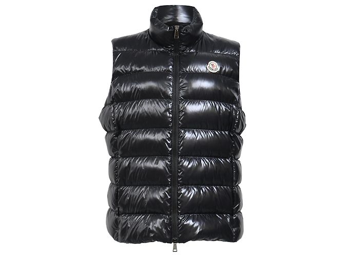 Moncler Ghany gesteppte glänzende Shell-Daunenweste aus schwarner Polyamid Schwarz