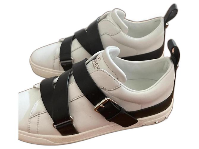 Sneaker V-Punk in pelle bianca e nera Valentino Bianco