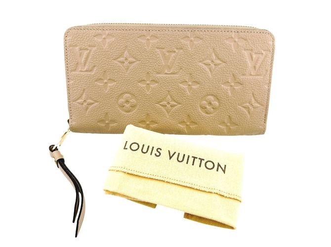 Louis Vuitton Long Wallet in Dune Beige