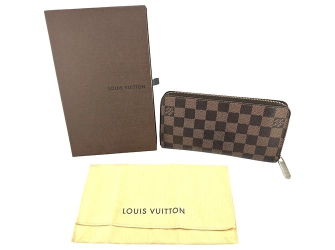 Louis Vuitton Long Wallet in Damier Canvas Brown Damier ebene