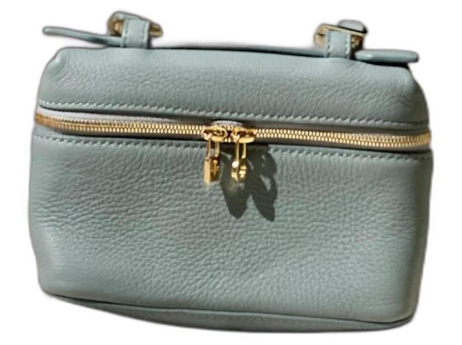 Loro Piana Extra Pocket Clutch Hellblau Leder