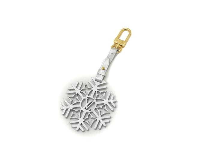 Louis Vuitton Bag Charm Keychain - Snowflake Design Silvery Leather Gold-plated  ref.2048863