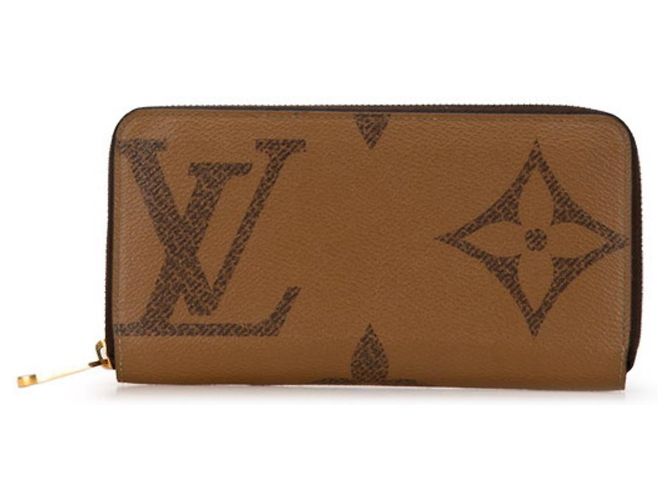 Louis Vuitton Monogram Giant Reverse Zippy Wallet Brown