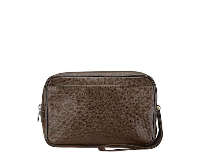Louis Vuitton Taiga Karuga Clutch Bag Brown Leather  ref.2049142
