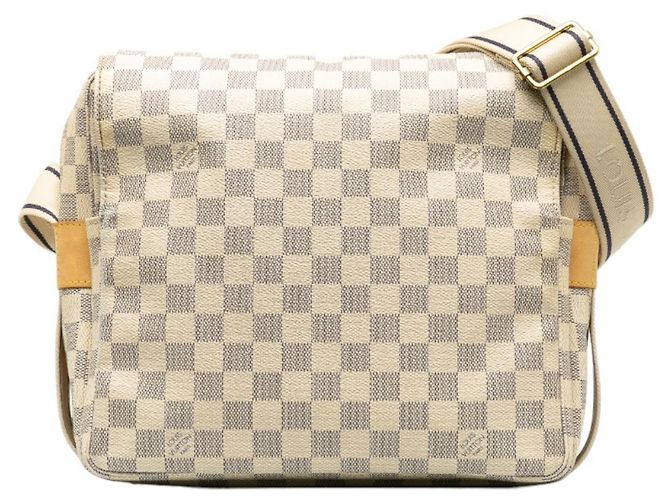 Bolsa de Ombro Louis Vuitton Damier Azur Naviglio Branco