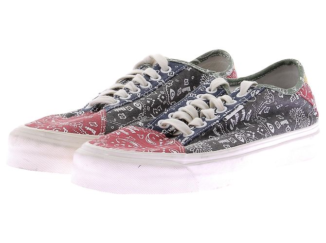 VANS Trainers T.EU 38.5 Cloth Black