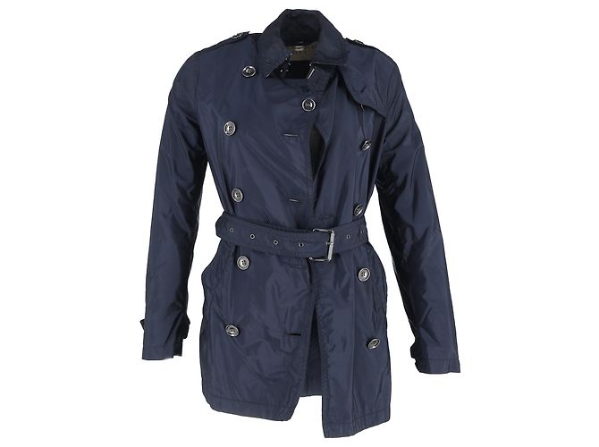 Casaco peacoat duplo abotoado com cinto Burberry em nylon azul marinho