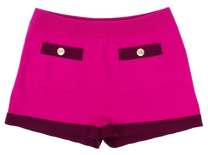 CHANEL - Fuchsia Cashmere Shorts von Chanel (Größe 38) Pink