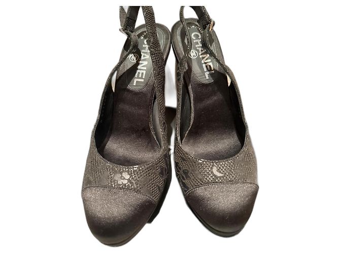 Cambon Chanel slingback pumps Black
