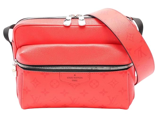 Louis Vuitton Outdoor Red Leather  ref.2062181