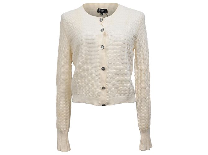 Timeless Chanel-Cardigan mit Knöpfen aus weißem Kaschmir Roh