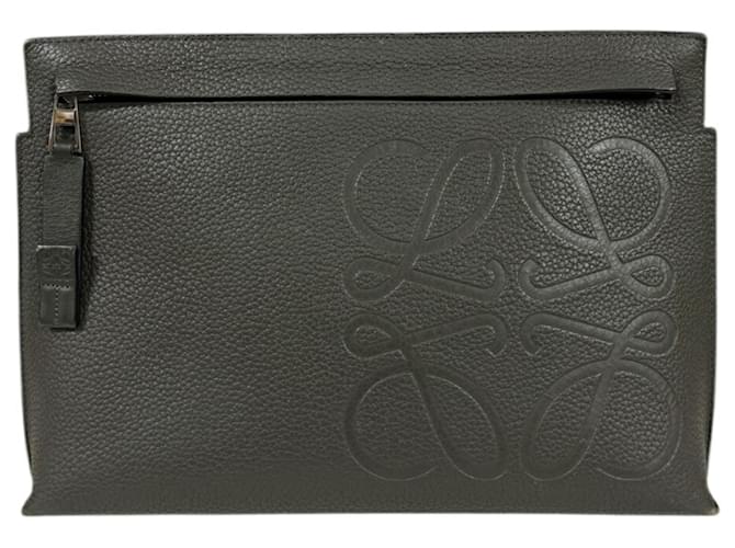 Loewe Green Leather Clutch Bag  ref.2070421