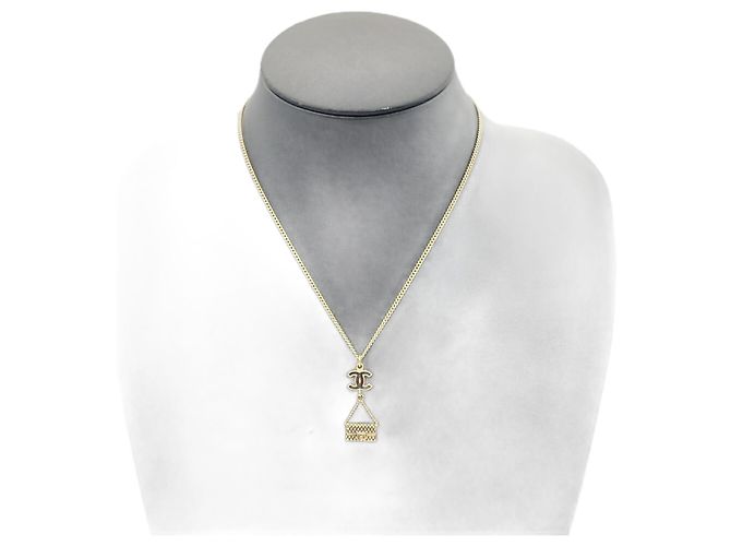Collier Matelassé Coco Mark de Chanel Noir Doré