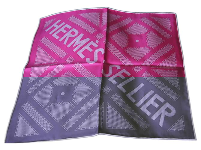 Hermès Silk scarves  ref.2073463