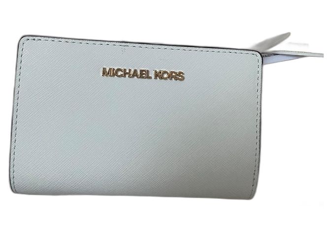 Michael Kors JetSet Wallet White