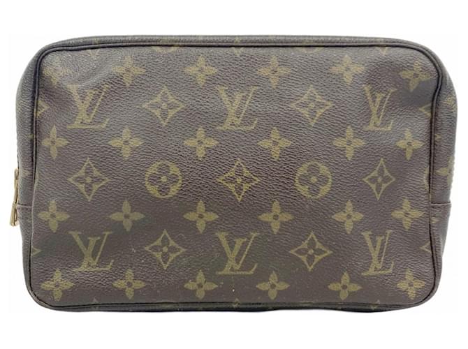 Trousse Toilette 28 Louis Vuitton Marrom Lona  ref.2079263