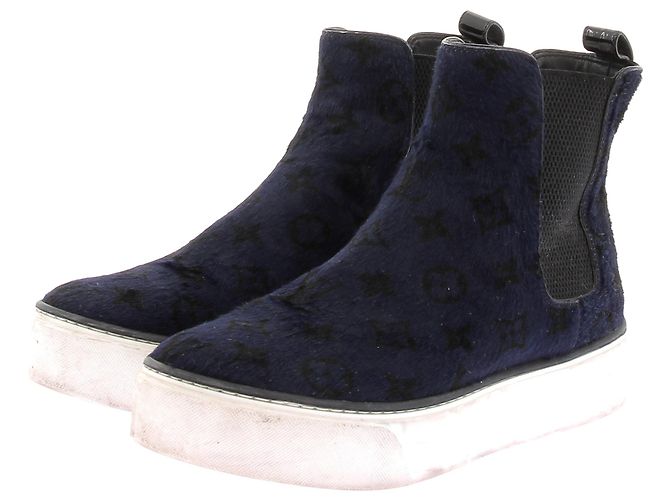 Botas LOUIS VUITTON T.EU 37 em couro de bezerro estilo pônei Azul marinho