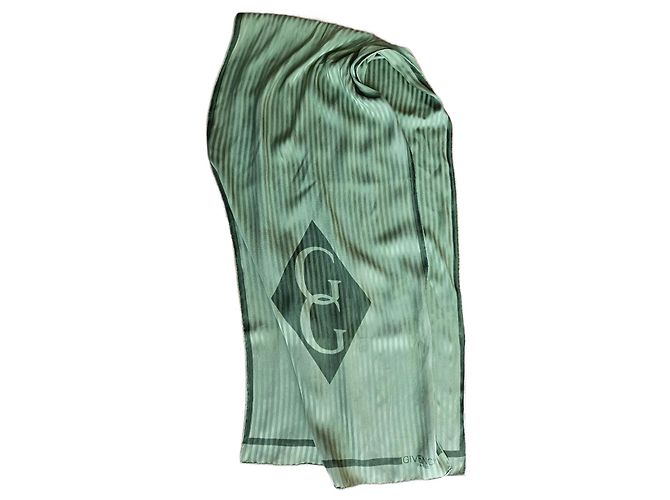 Lenço de seda Givenchy Verde Oliva