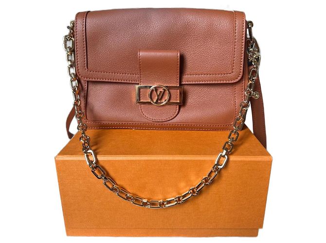 Citadines Louis Vuitton Bolsa Dauphine Soft MM Couro Camel Camelo