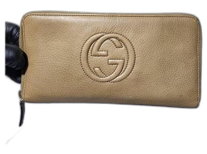 Cartera Continental Gucci Soho GG Logo Beige