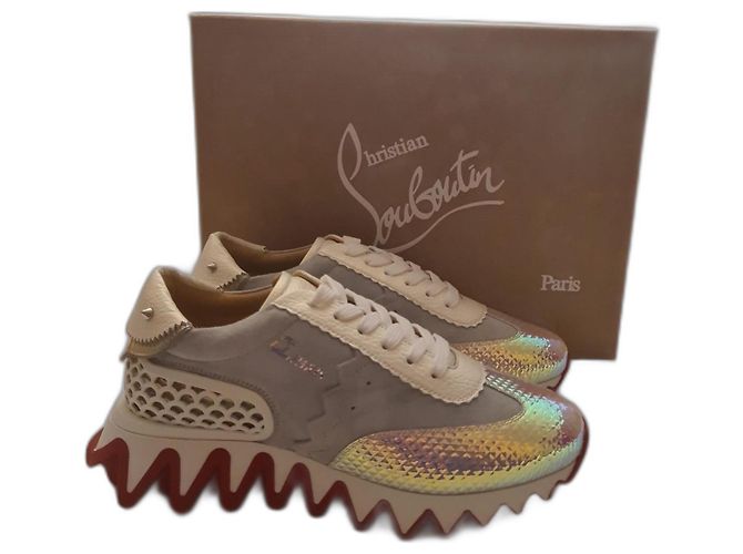 Christian Louboutin Loubishark Sneaker Weiß Stoff