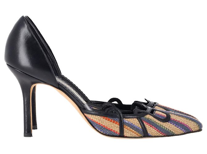 Manolo Blahnik Pointed Pumps in Multicolor Raffia Multiple colors