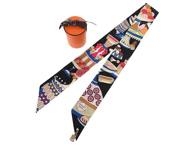 Hermès Foulard en soie Hermes Twilly Charm Patisserie Francaise Noir Multicolore  ref.2088424