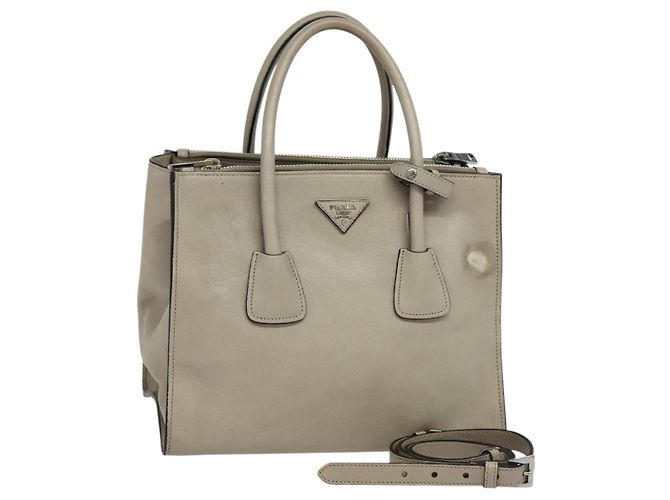 PRADA Bolso de mano de cuero 2 vías Beige Plata Auth am7940